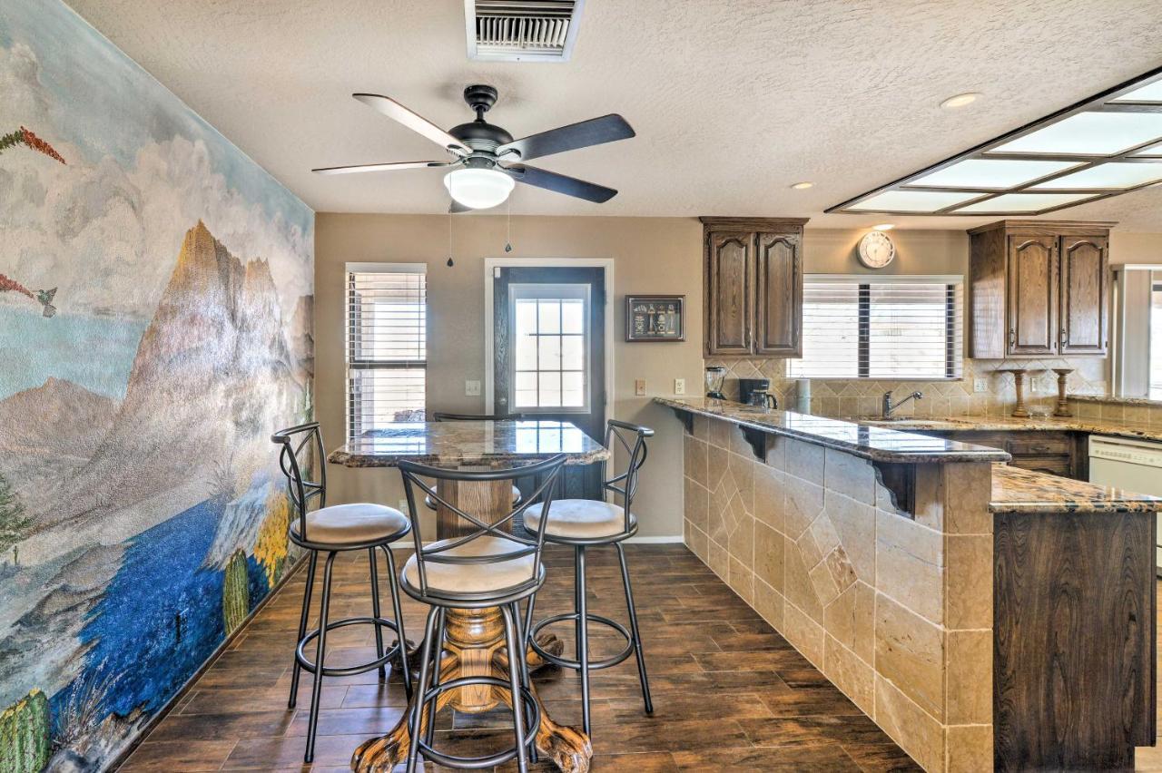 Bullhead City Home With Private Pool, Hot Tub And View Luaran gambar